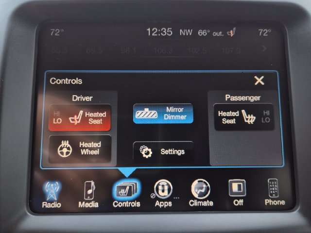 Used 2015 Jeep Cherokee Latitude w/ Comfort/Convenience Group AWD/4WD image 24