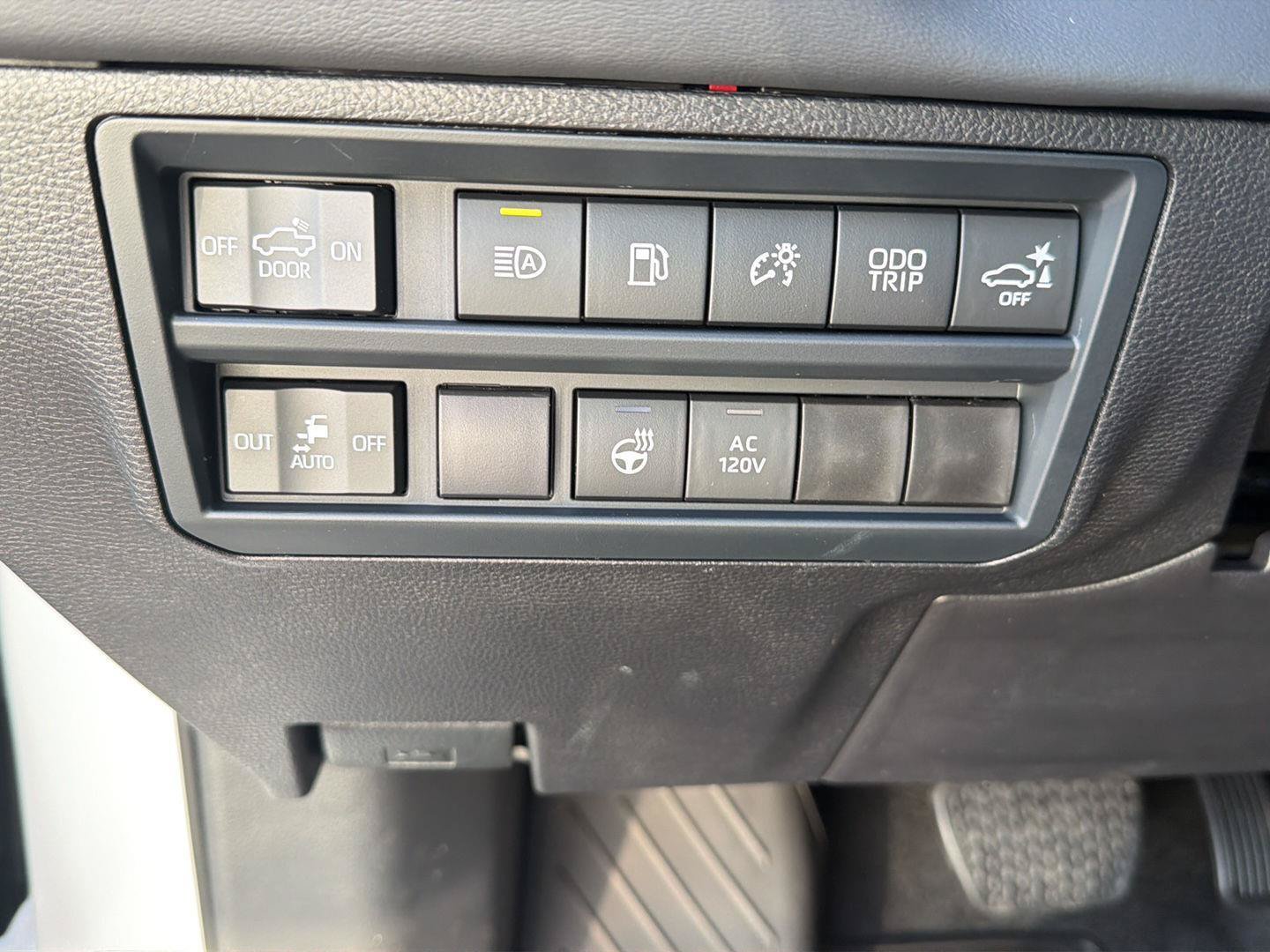 New 2026 Toyota Tundra Platinum AWD/4WD image 20