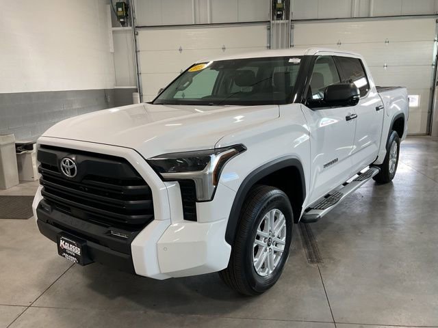 Used 2023 Toyota Tundra SR5 w/ SR5 Convenience Package AWD/4WD image 3