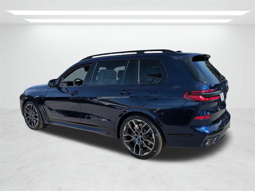 New 2026 BMW X7 M60i image 6