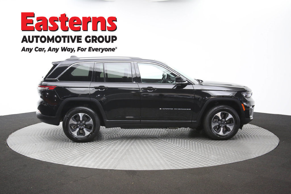 Used 2023 Jeep Grand Cherokee 4WD 4xe image 55