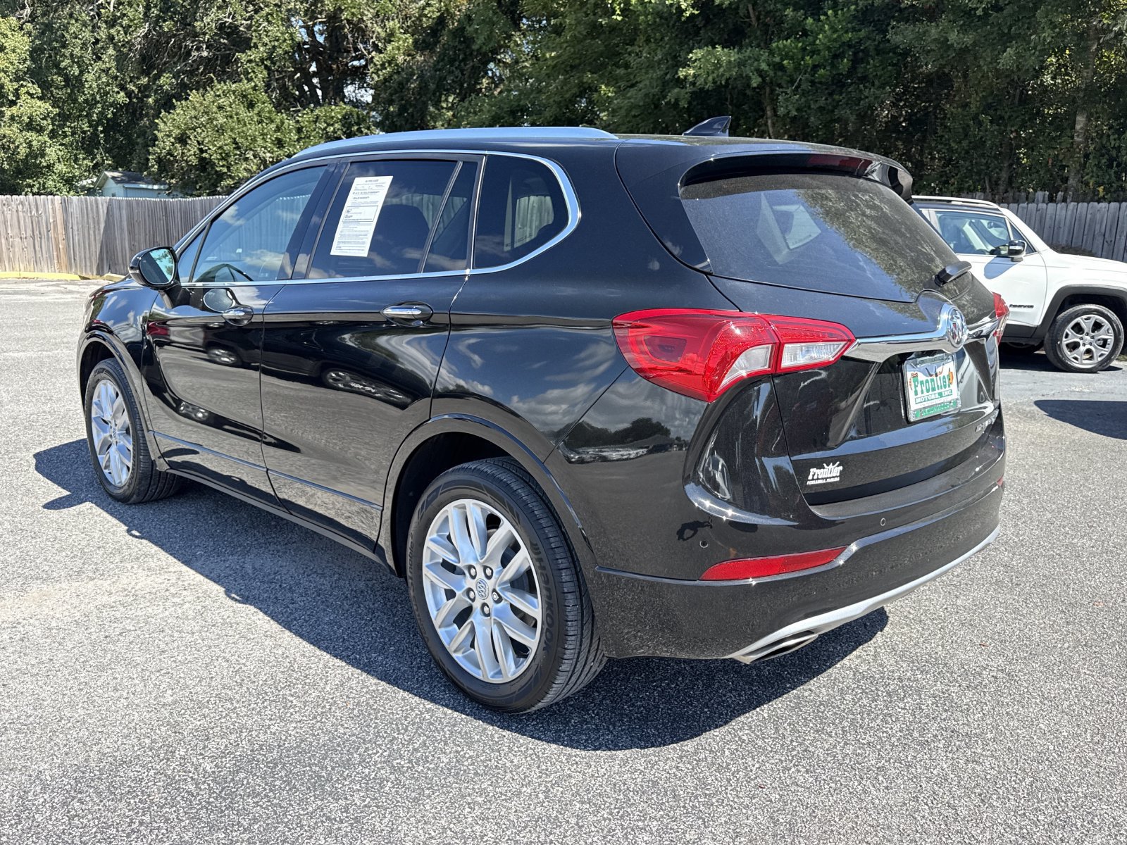 Used 2020 Buick Envision Premium w/ Driver Confidence Package AWD/4WD image 3