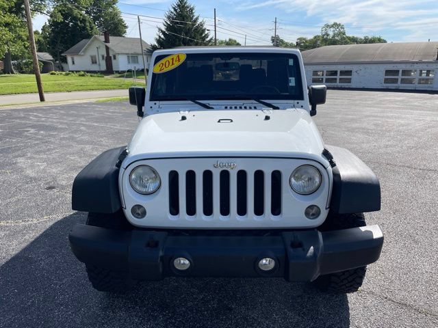 Used 2014 Jeep Wrangler Rubicon w/ Power Convenience Group AWD/4WD image 2