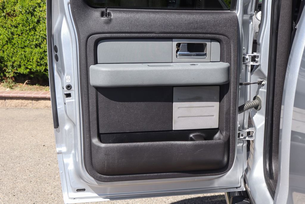 Used 2011 Ford F150 XLT w/ XLT Chrome Pkg image 34