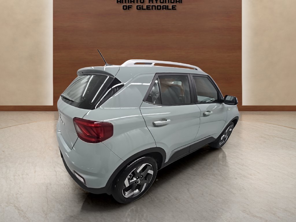 New 2026 Hyundai Venue SEL FWD image 7