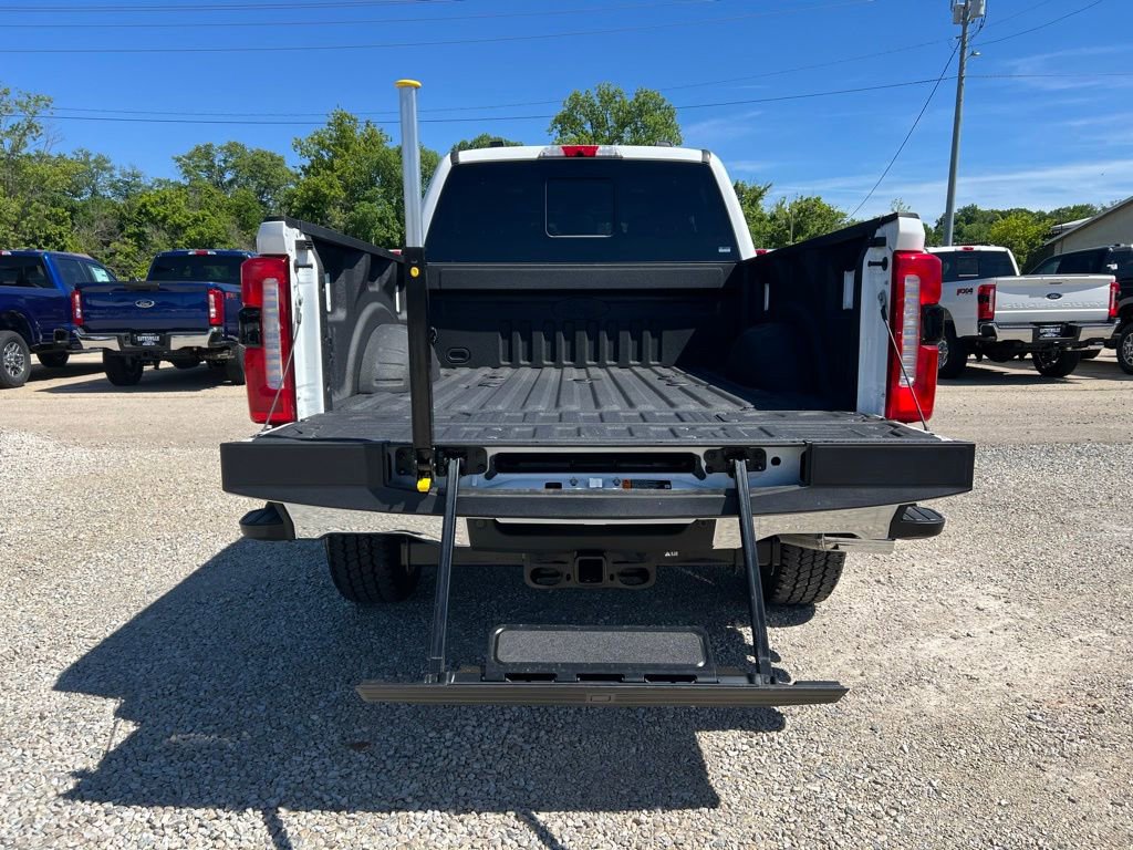 Used 2024 Ford F250 Lariat w/ Lariat Ultimate Package AWD/4WD image 16