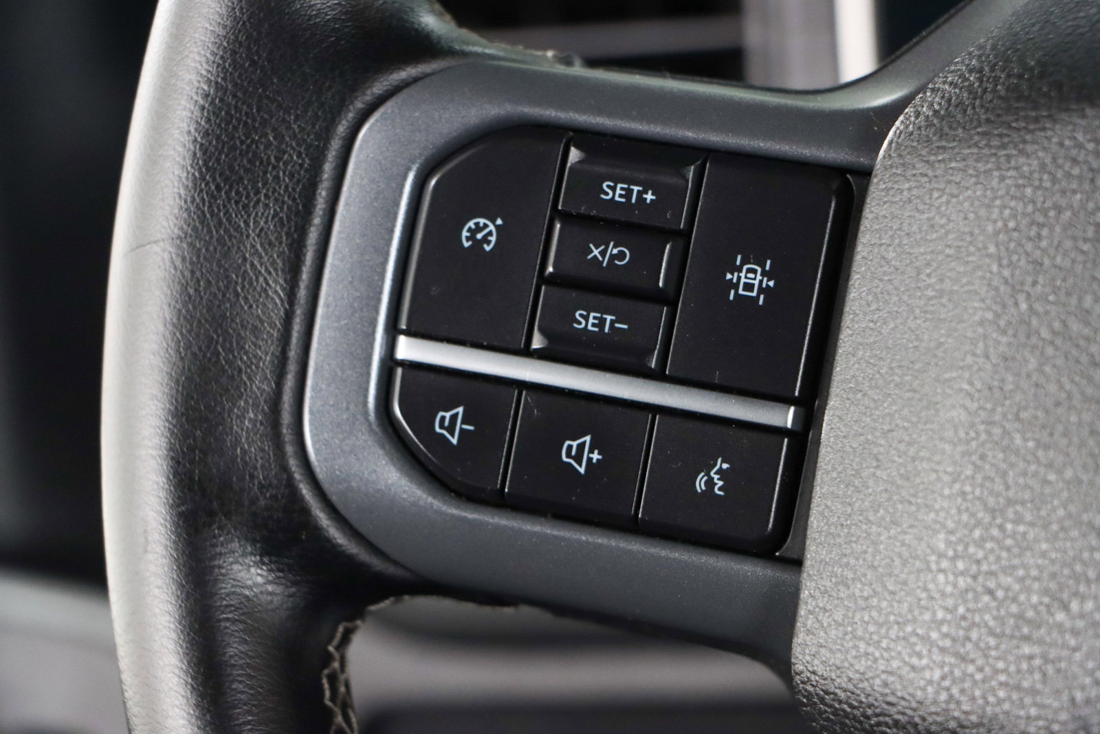 Used 2023 Ford F150 XLT w/ Equipment Group 302A High image 14