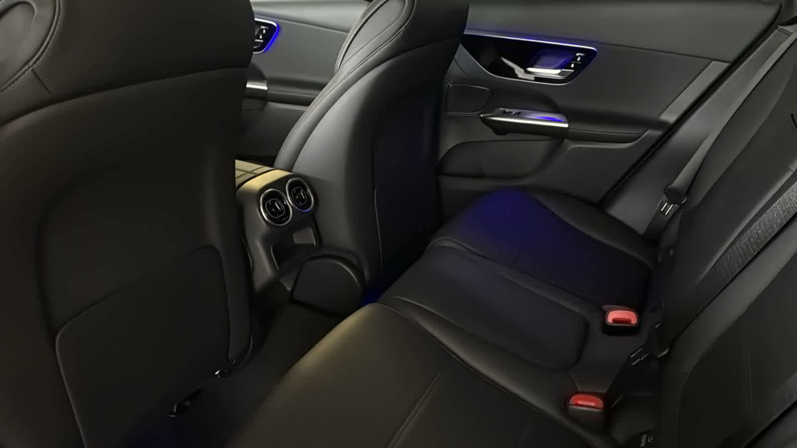 New 2026 Mercedes-Benz GLC 300 4MATIC image 29