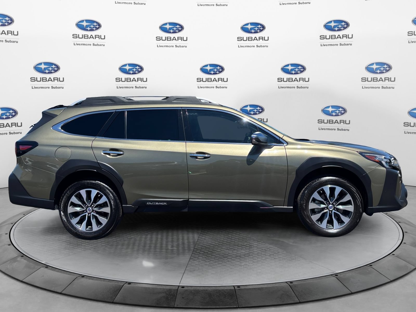 Certified 2024 Subaru Outback Touring XT AWD/4WD image 7