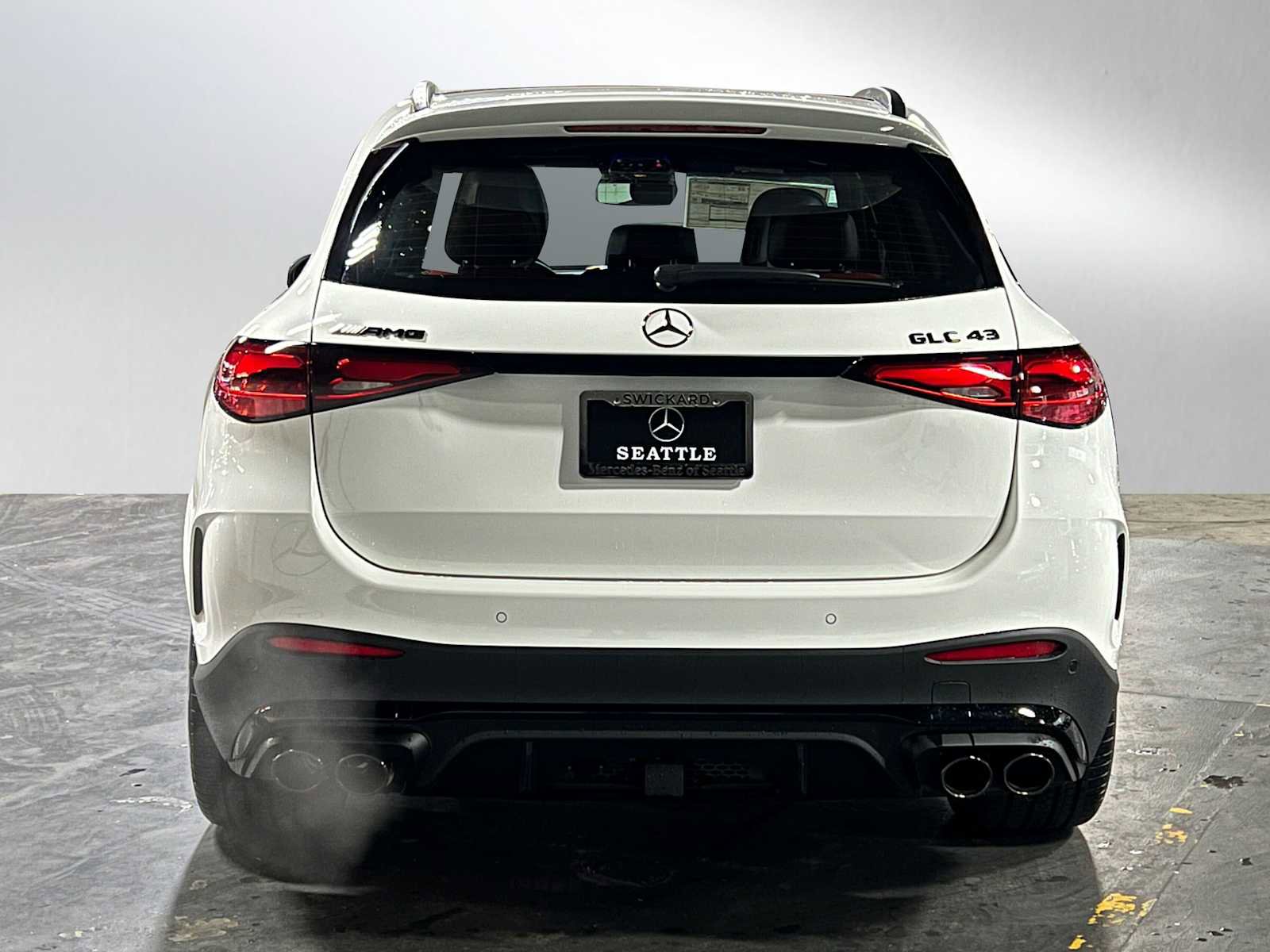 New 2026 Mercedes-Benz GLC 43 AMG 4MATIC image 4