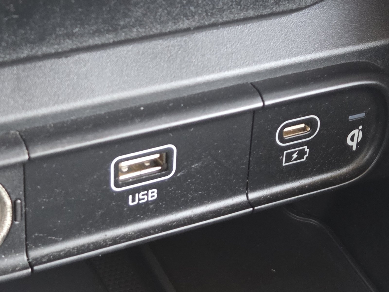 Used 2023 Kia Telluride S w/ S Sunroof Package AWD/4WD image 6