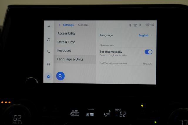 Used 2023 Toyota Highlander XLE image 37