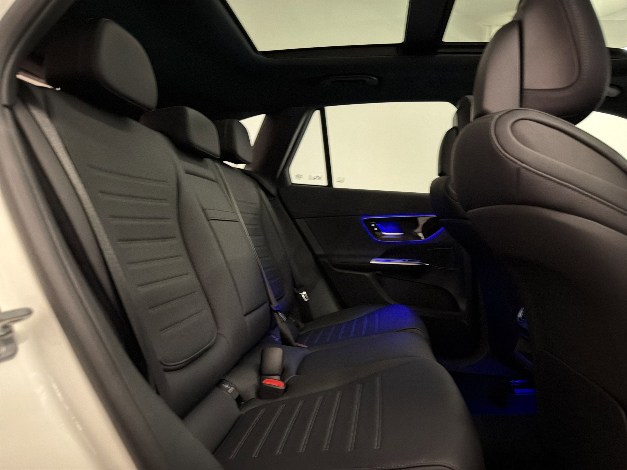 Used 2026 Mercedes-Benz GLC 300 image 30