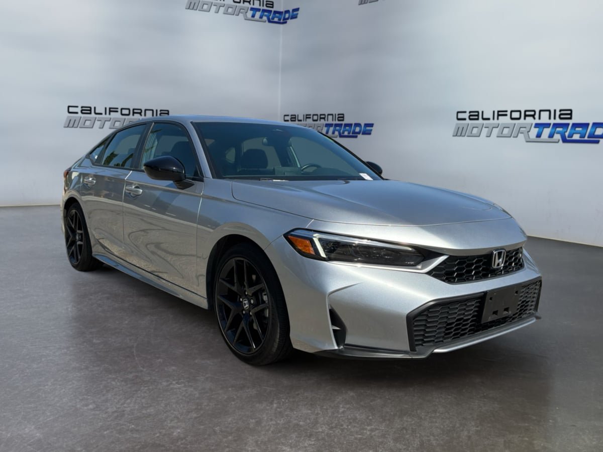 Used 2026 Honda Civic Sport image 3