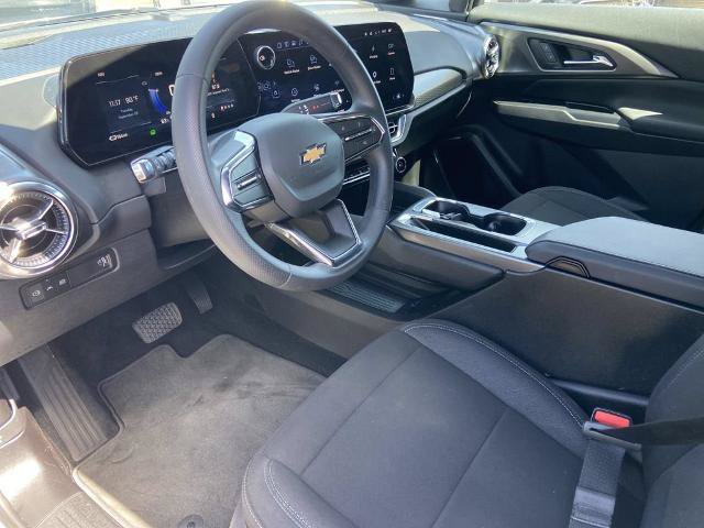 Used 2026 Chevrolet Equinox EV LT FWD image 6