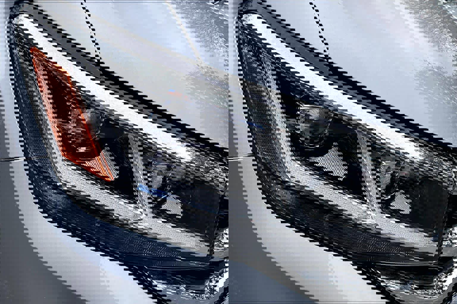 Used 2023 Volkswagen Atlas Cross Sport SEL image 28