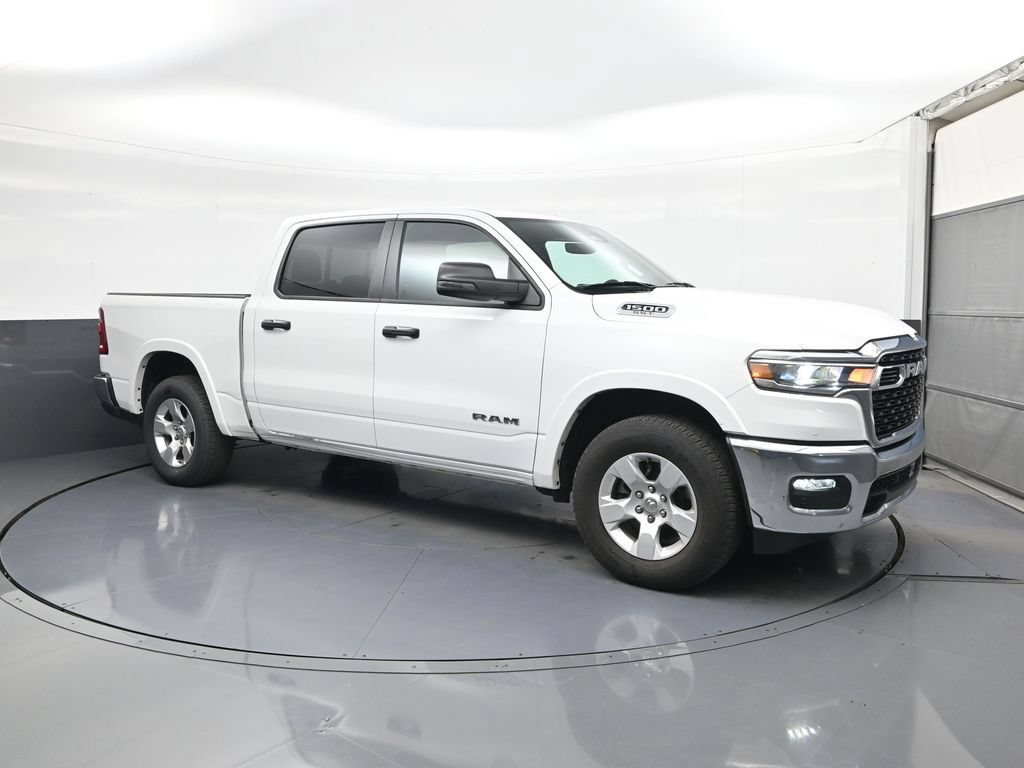 Used 2025 RAM 1500 Big Horn AWD/4WD image 1