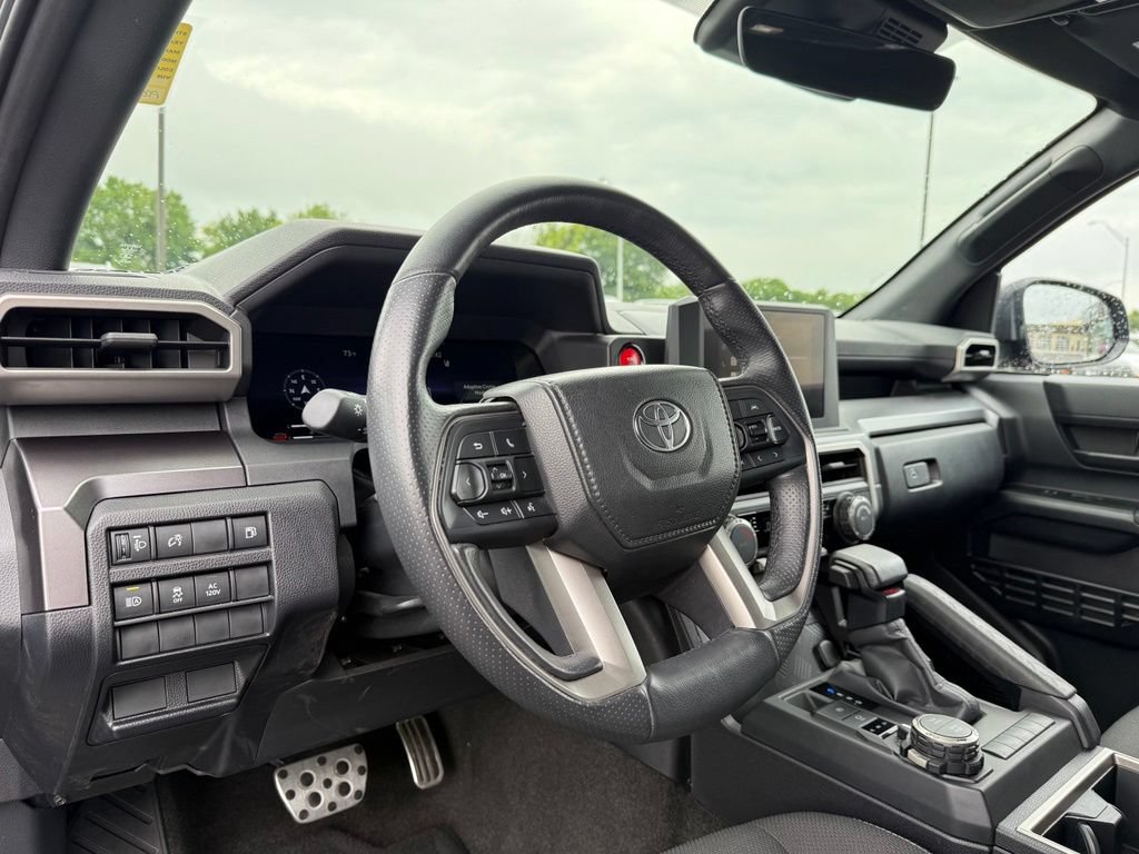 Used 2025 Toyota 4Runner TRD Sport AWD/4WD image 11