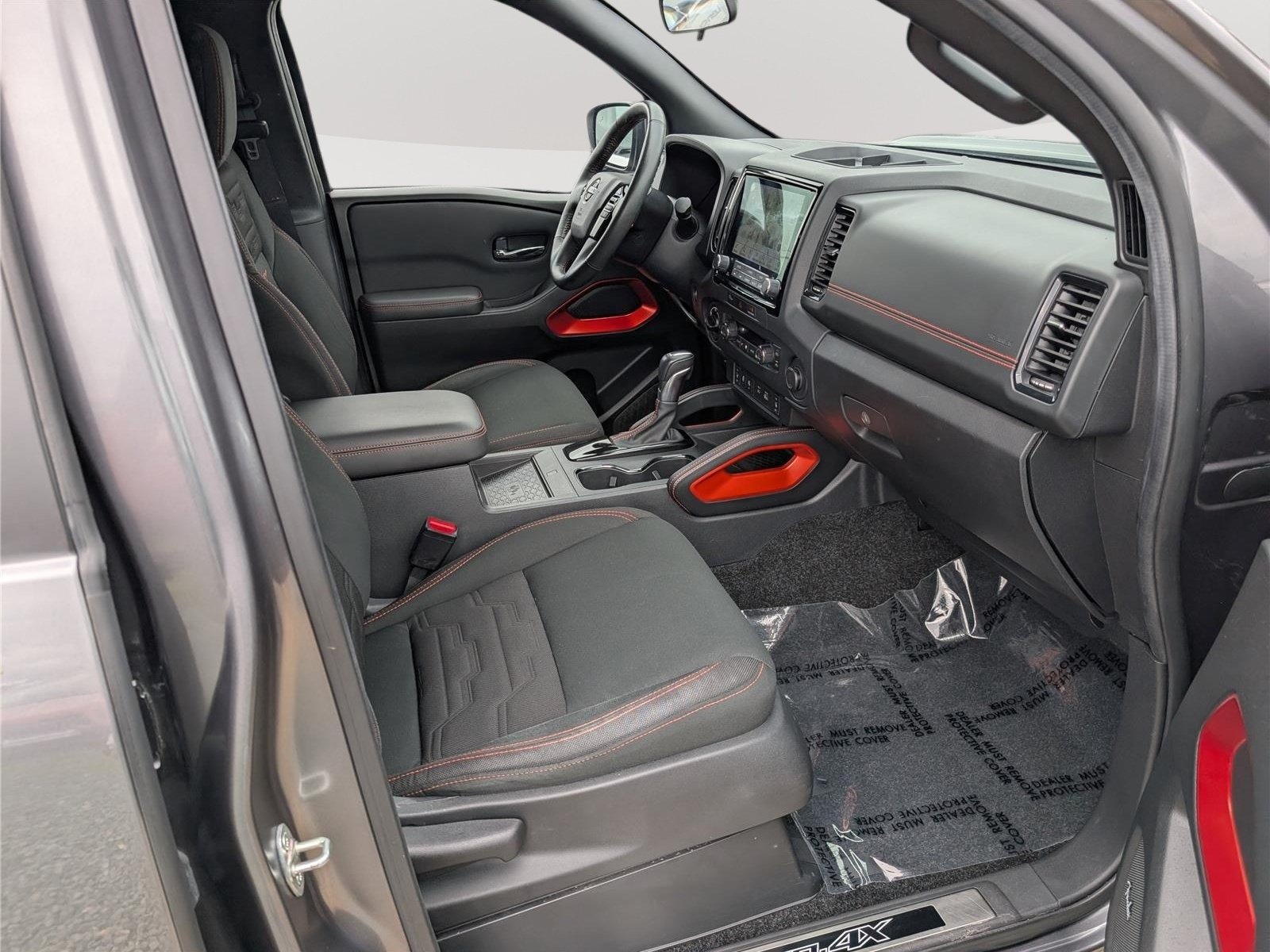 Used 2023 Nissan Frontier PRO-4X w/ Pro Convenience Package AWD/4WD image 10