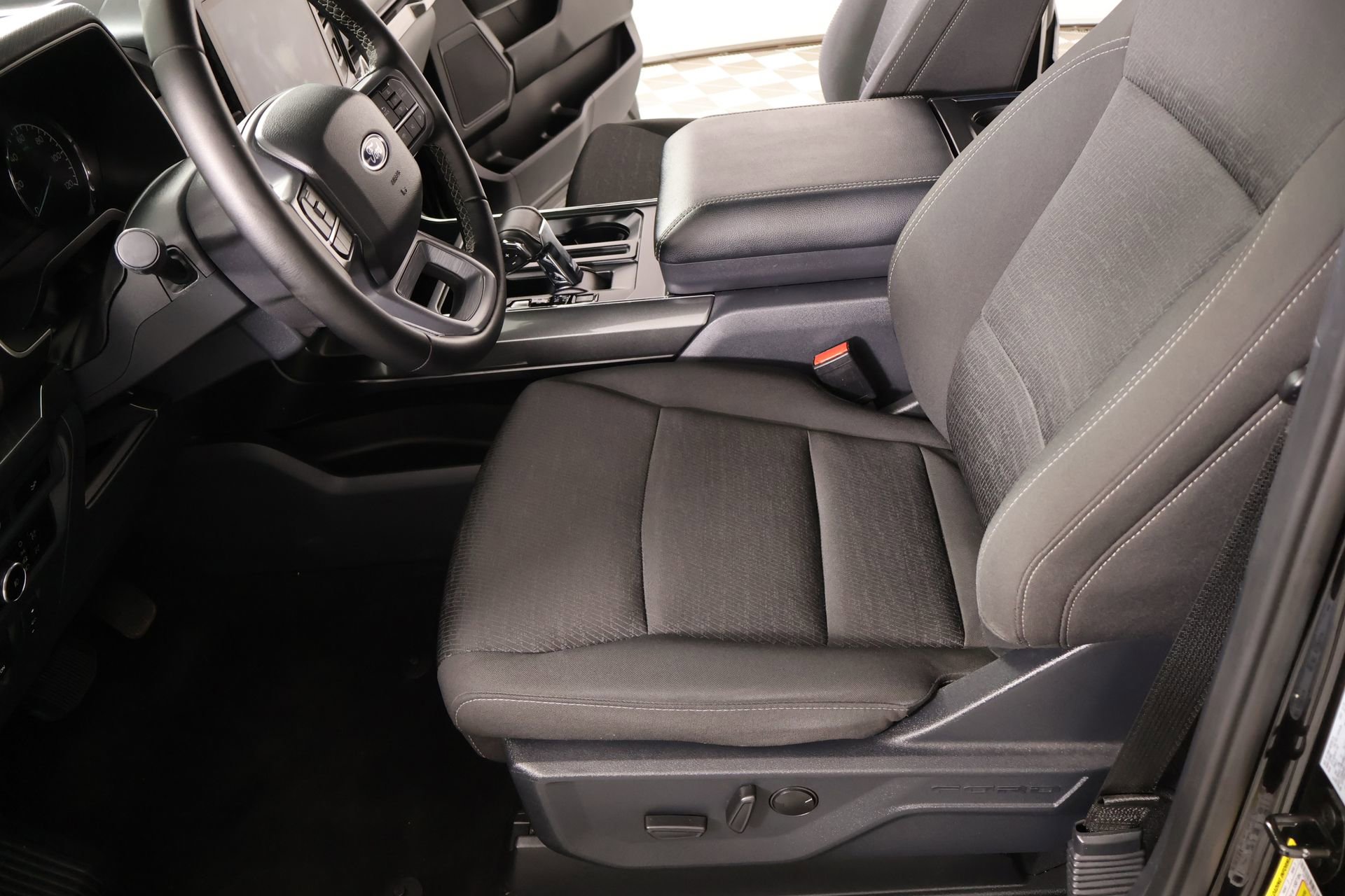 Used 2023 Ford F150 XLT w/ Equipment Group 302A High AWD/4WD image 13