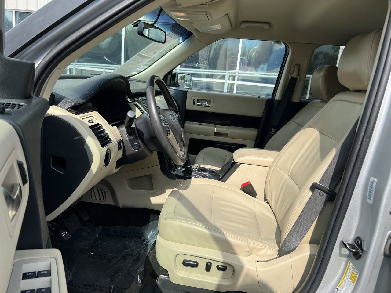 Used 2017 Ford Flex SEL w/ Equipment Group 202A AWD/4WD image 11