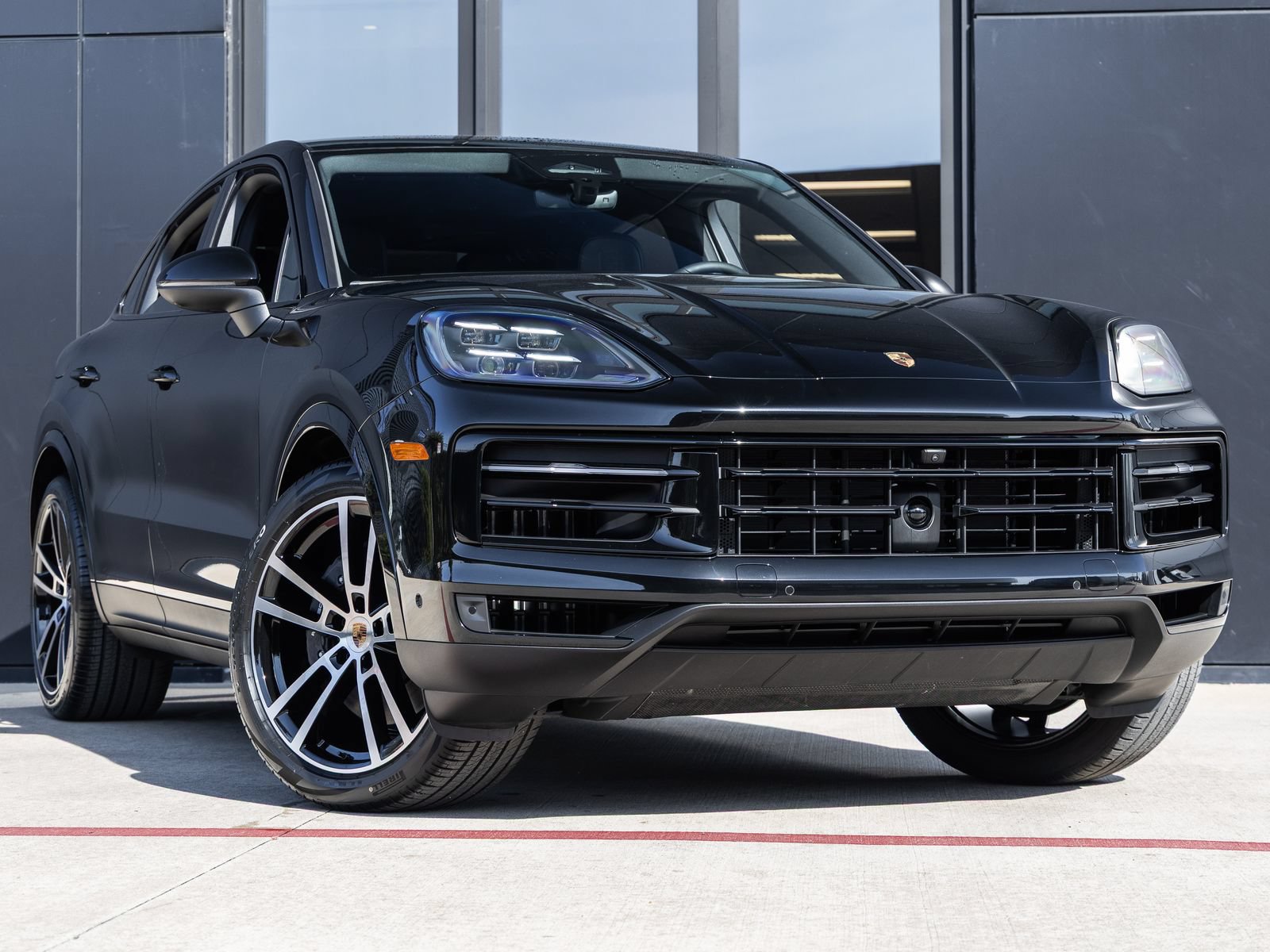 Certified 2026 Porsche Cayenne Coupe AWD/4WD image 6