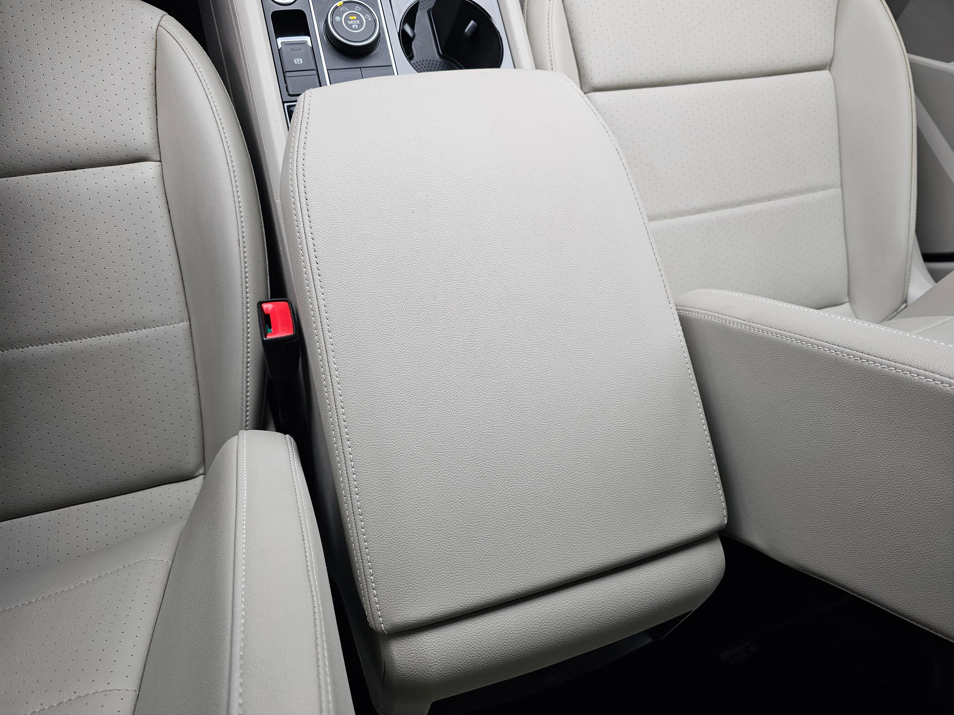 Used 2023 Volkswagen Atlas SE image 25