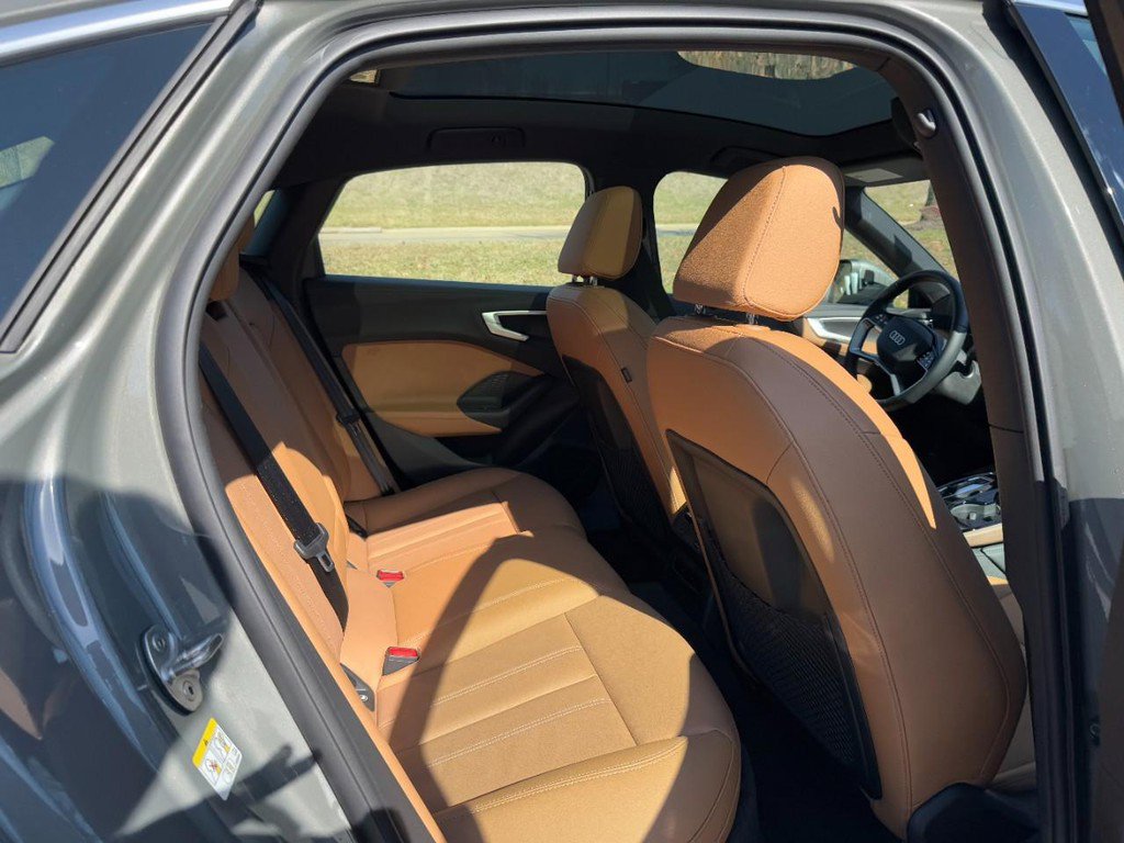 Used 2025 Audi A5 2.0T Premium w/ Convenience Package image 10