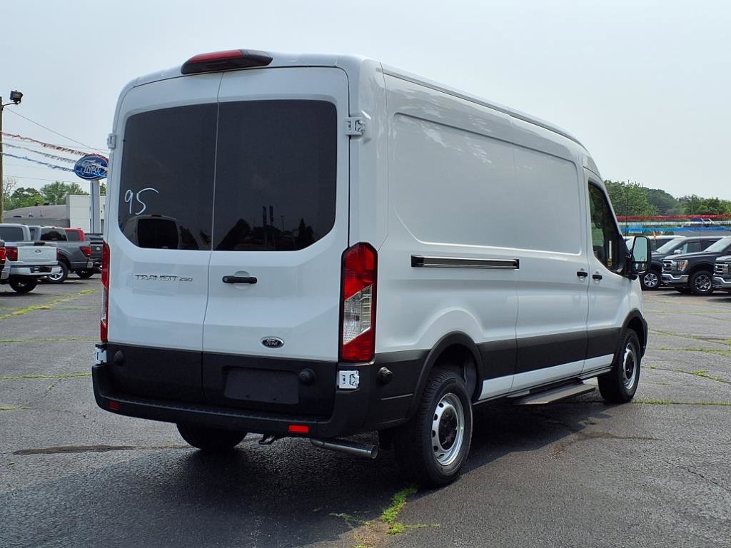 New 2025 Ford Transit 250 148 Medium Roof image 7