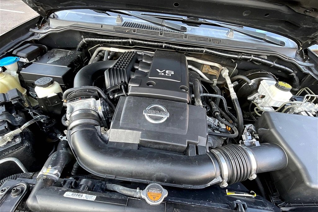 Used 2019 Nissan Frontier SV w/ Value Truck Package image 9