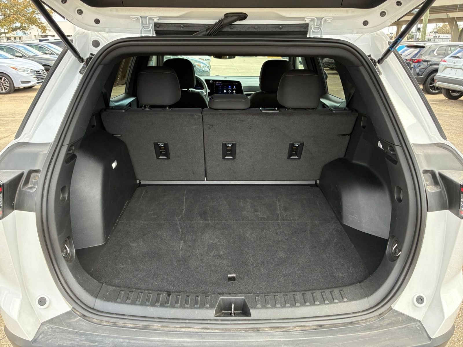Used 2025 Chevrolet Equinox LT AWD/4WD image 26