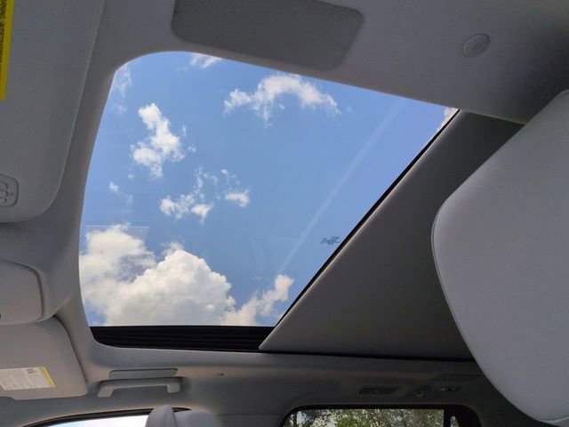 New 2026 Ford Expedition Platinum image 21