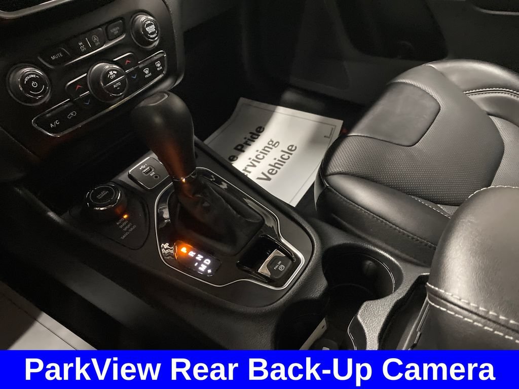 Used 2022 Jeep Cherokee Limited w/ Elite Package AWD/4WD image 20