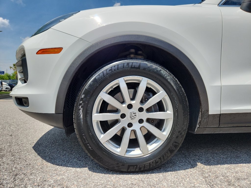 Certified 2020 Porsche Cayenne AWD/4WD image 9