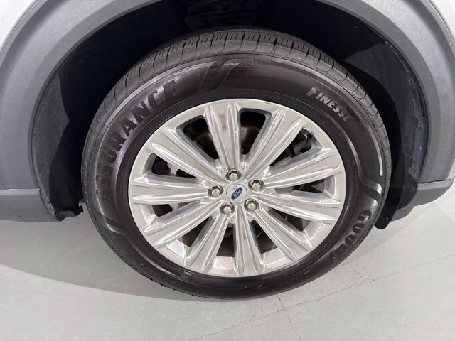 Used 2023 Ford Explorer Limited w/ Limited Technology Package RWD image 14