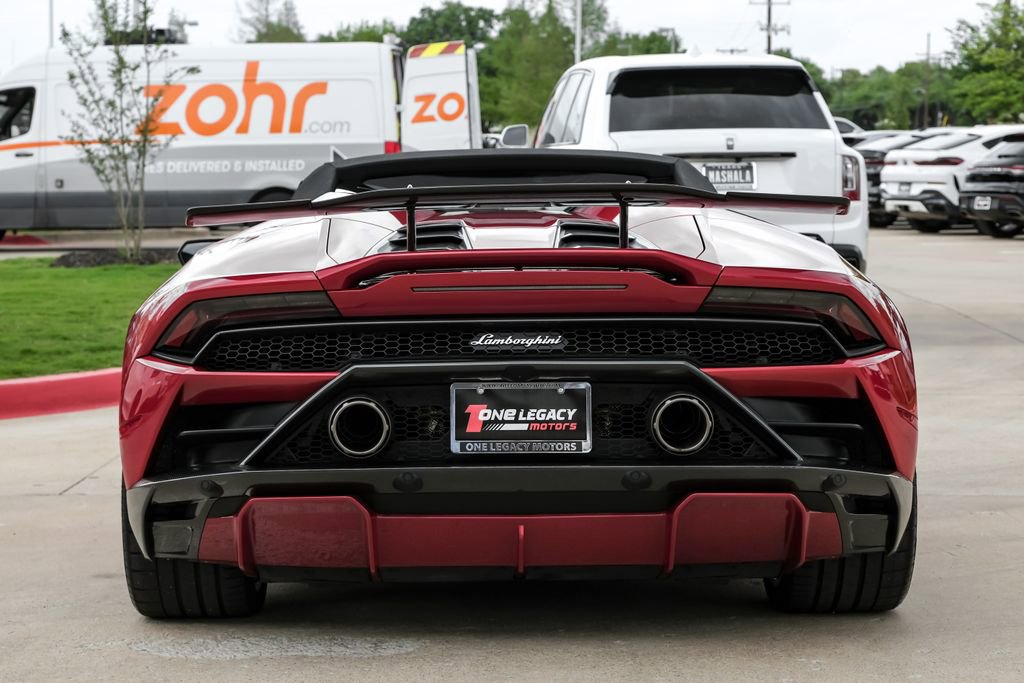 Used 2023 Lamborghini Huracan EVO image 12