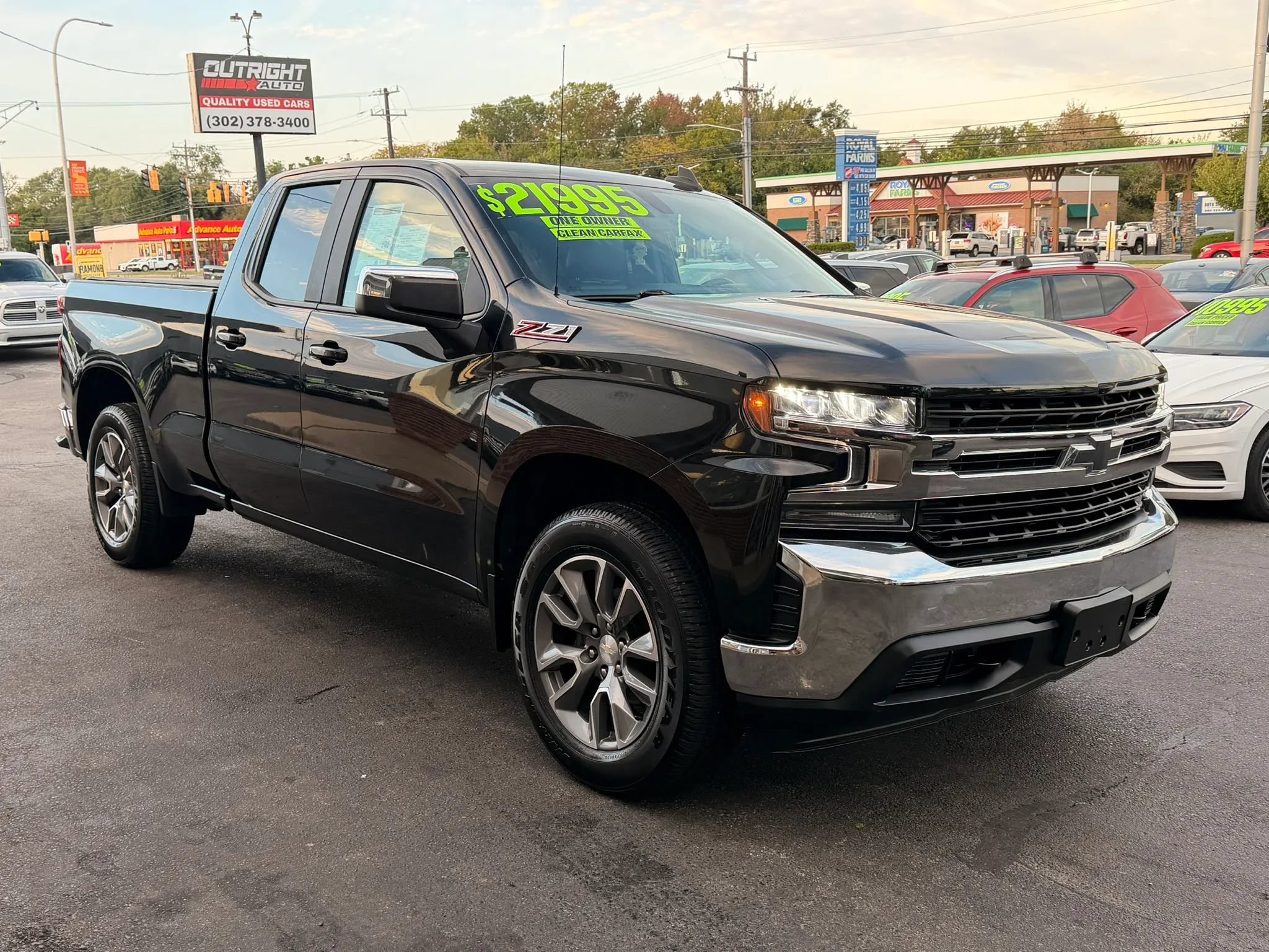 Used 2019 Chevrolet Silverado 1500 LT w/ All-Star Edition AWD/4WD image 6