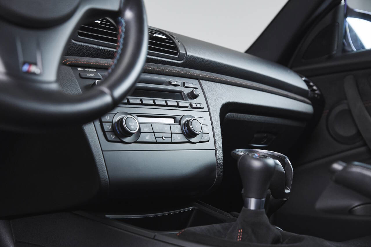 Used 2011 BMW 1 Series M image 42