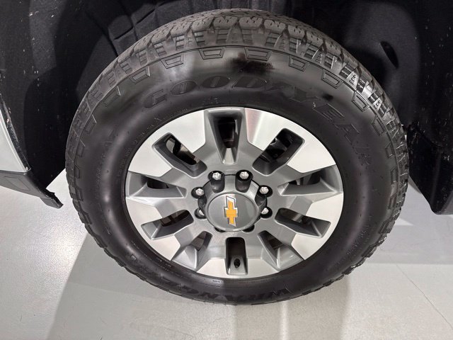 Used 2026 Chevrolet Silverado 2500 LT w/ All Star Edition AWD/4WD image 7