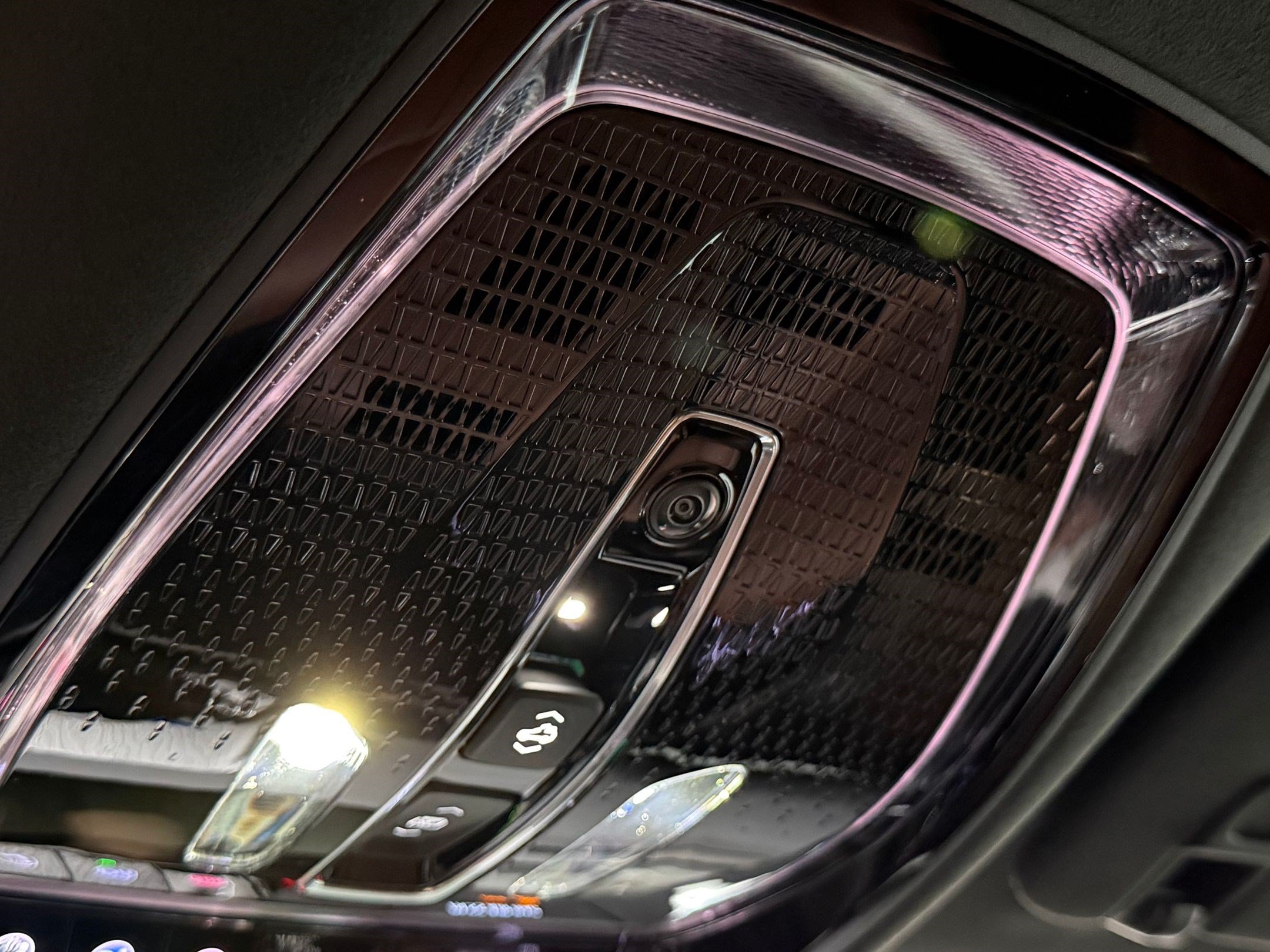 New 2026 Cadillac Vistiq Platinum AWD/4WD image 37