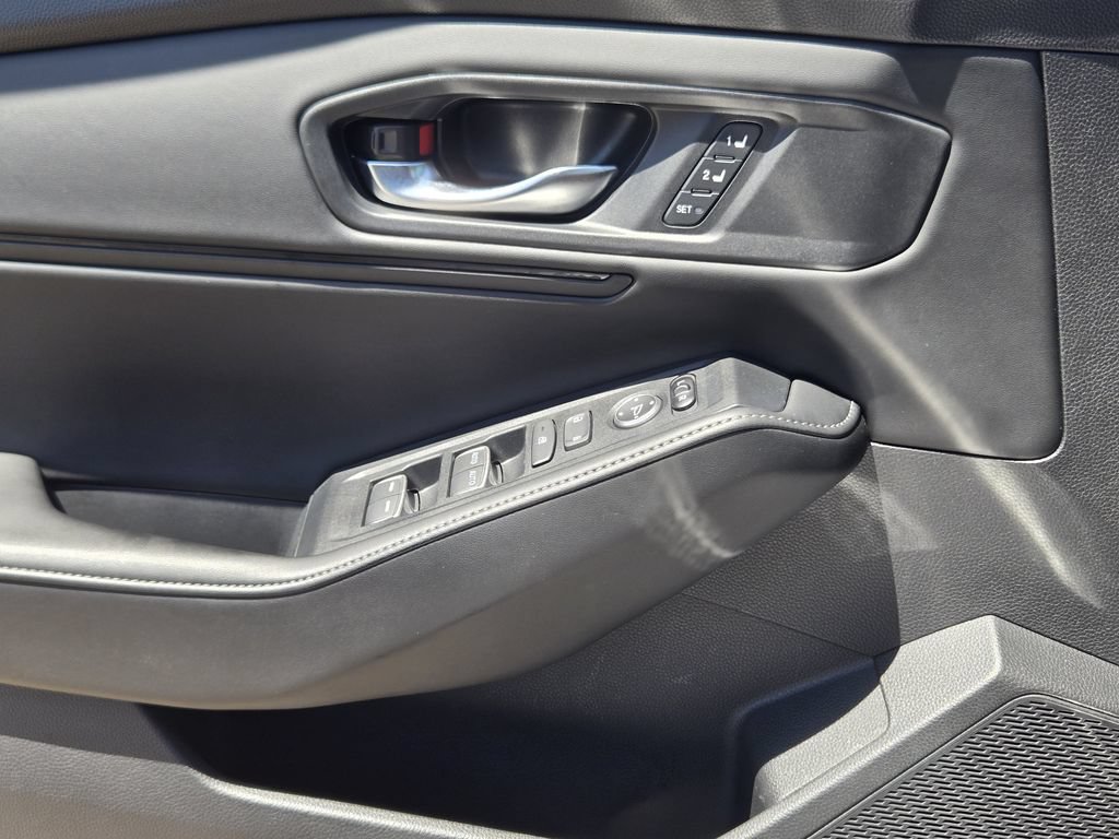 Used 2023 Honda Accord Sport image 30