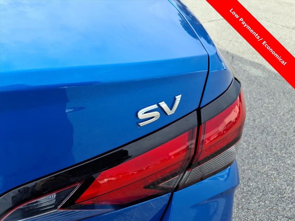 Used 2023 Nissan Versa SV image 10