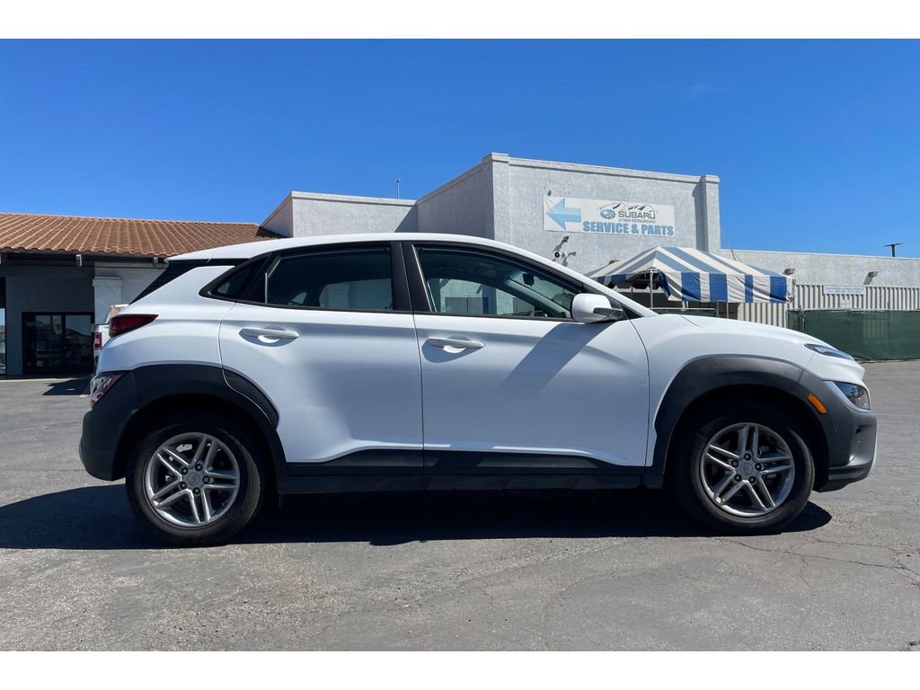 Used 2022 Hyundai Kona SE image 7