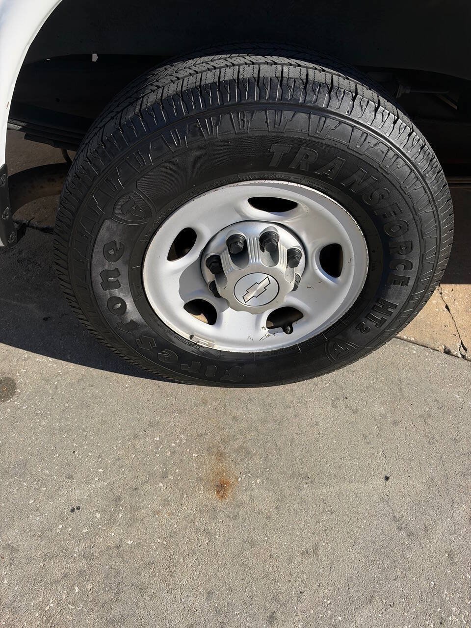 Used 2015 Chevrolet Express 2500 RWD image 74