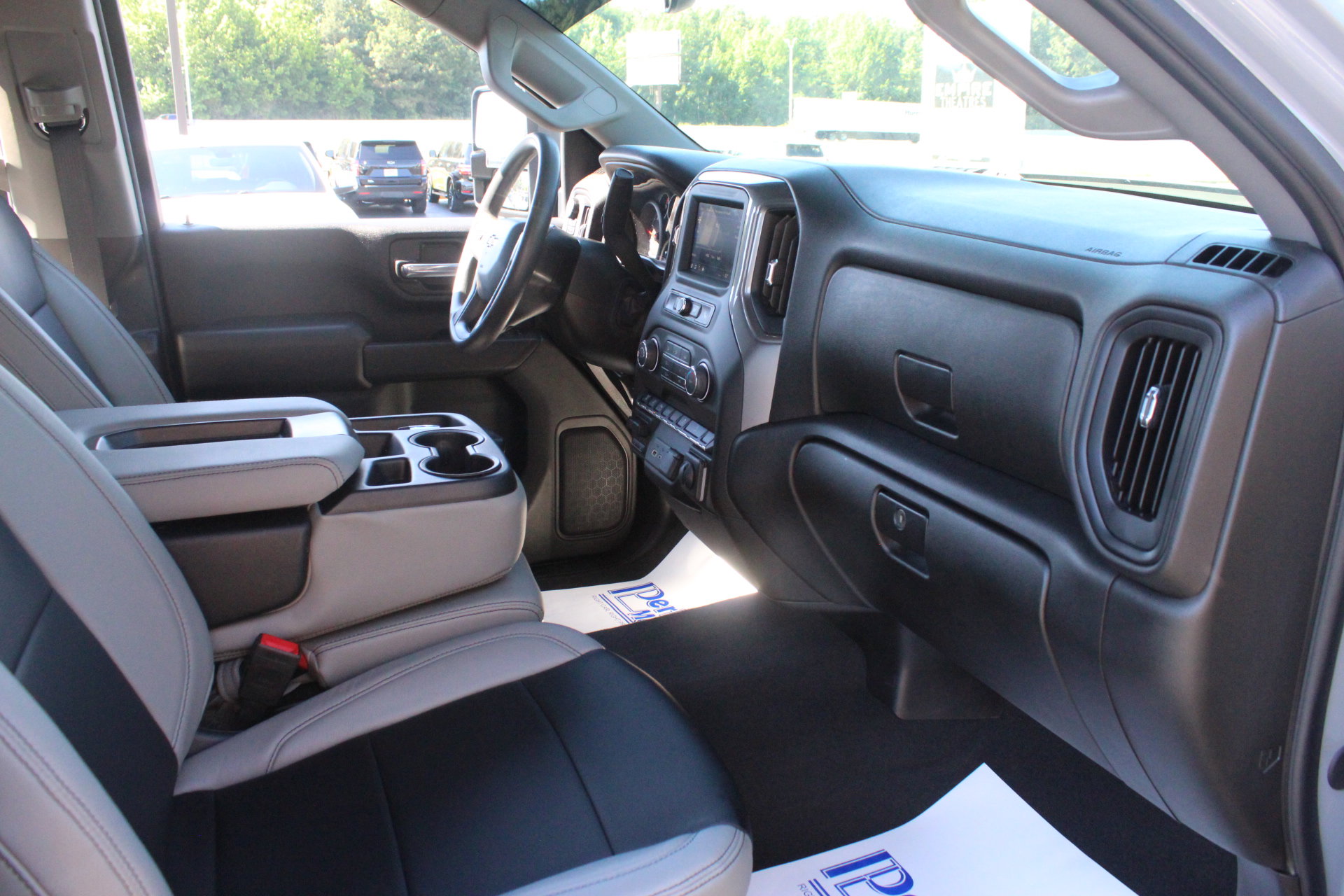 Used 2024 Chevrolet Silverado 2500 Custom w/ Custom Value Package AWD/4WD image 29