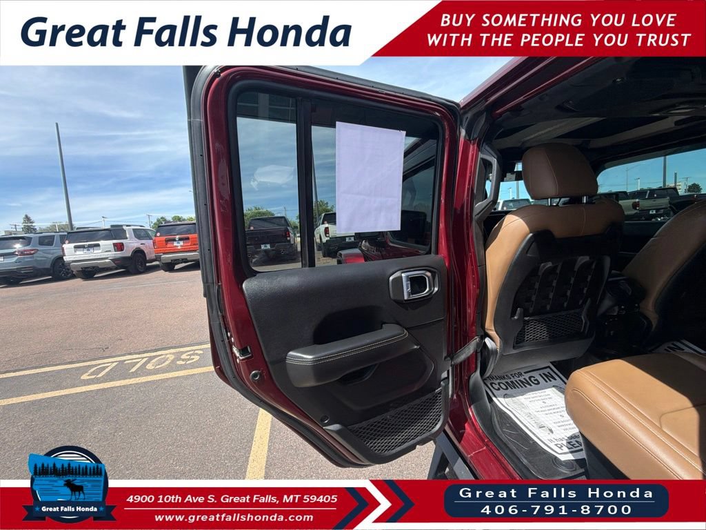Used 2021 Jeep Gladiator Rubicon AWD/4WD image 19