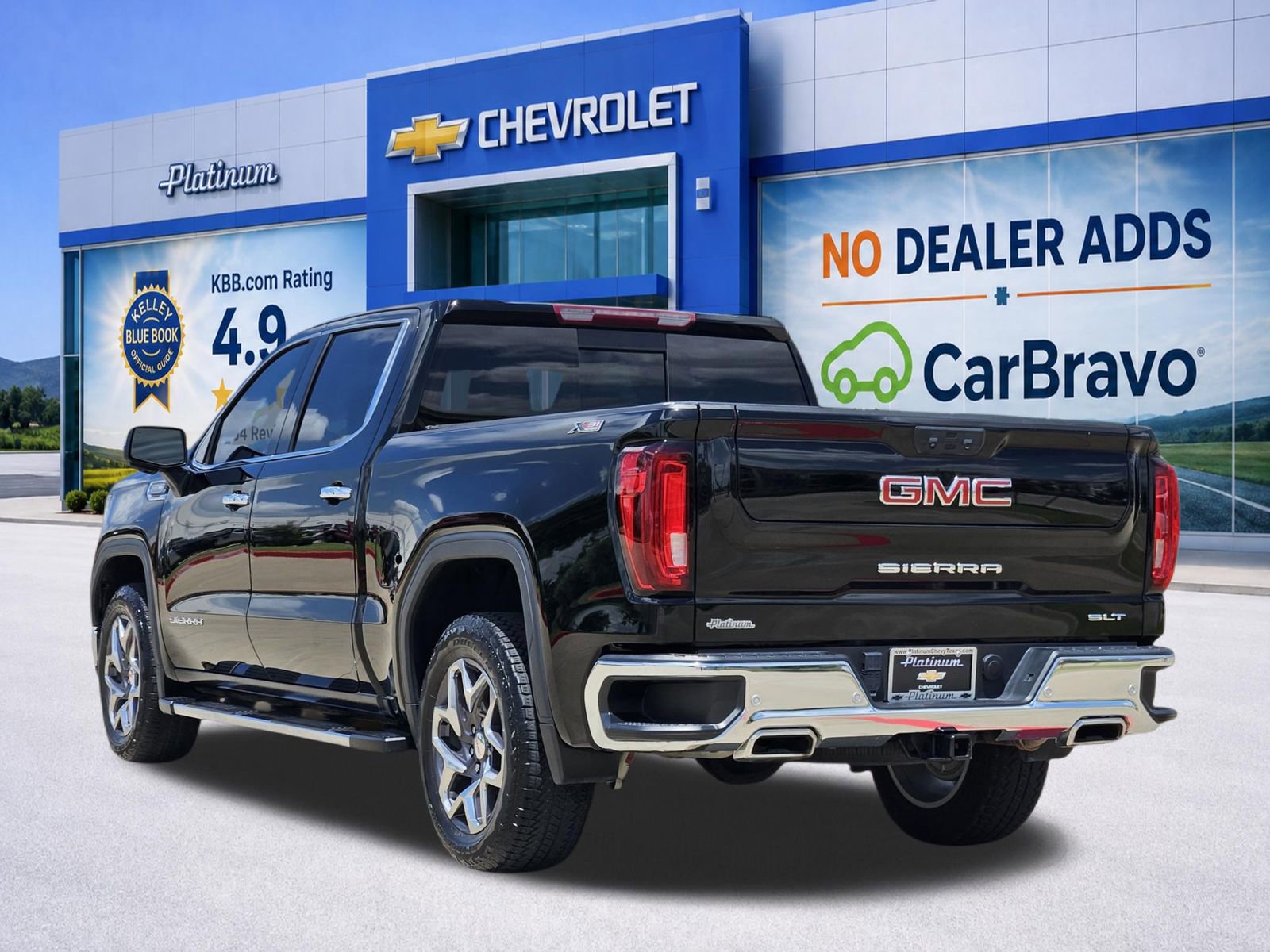 Used 2024 GMC Sierra 1500 SLT w/ SLT Premium Plus Package AWD/4WD image 4