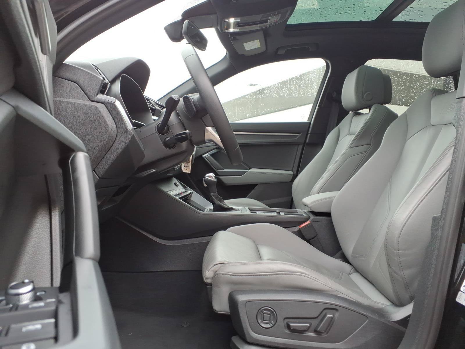 Used 2025 Audi Q3 2.0T Premium AWD/4WD image 27