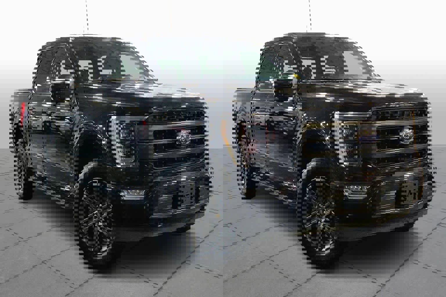 Used 2021 Ford F150 Lariat w/ Equipment Group 502A High image 3