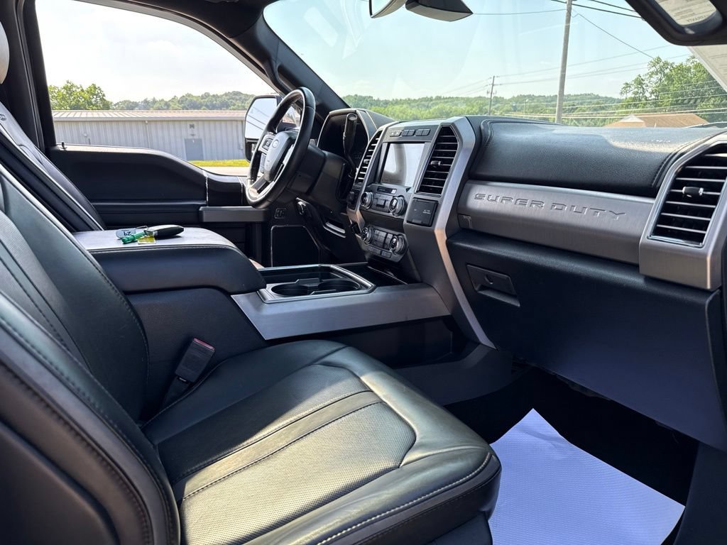 Used 2019 Ford F250 Platinum w/ Platinum Ultimate Package AWD/4WD image 47